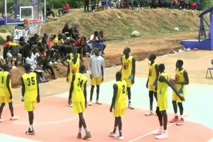 南苏丹野球场人均2米1~这是杜兰特批发市场吧